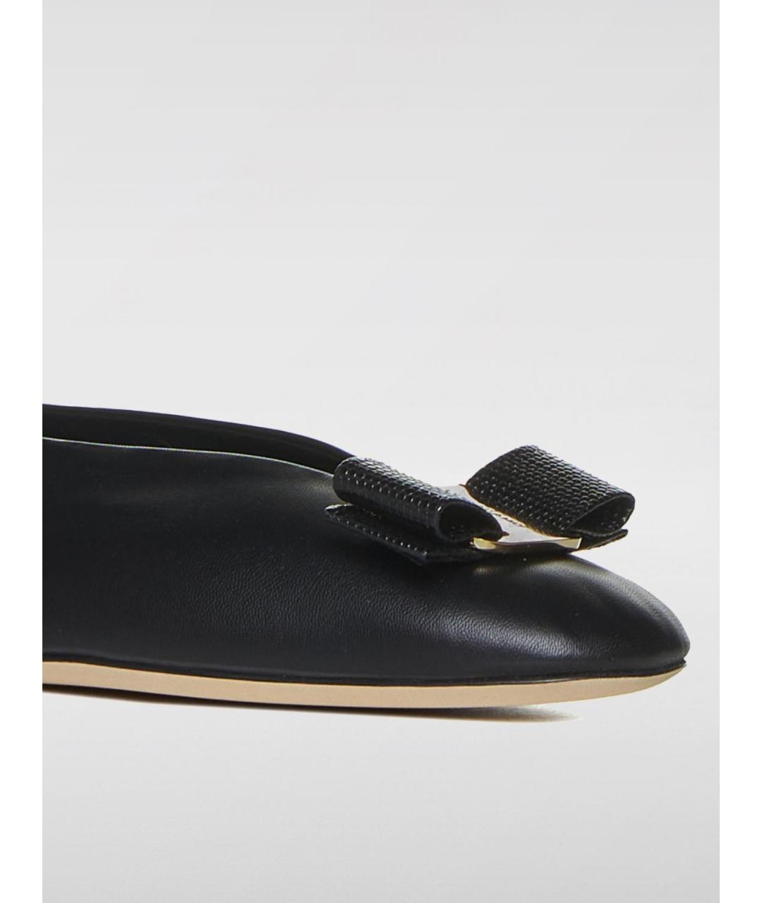 FERRAGAMO Черные балетки, фото 4