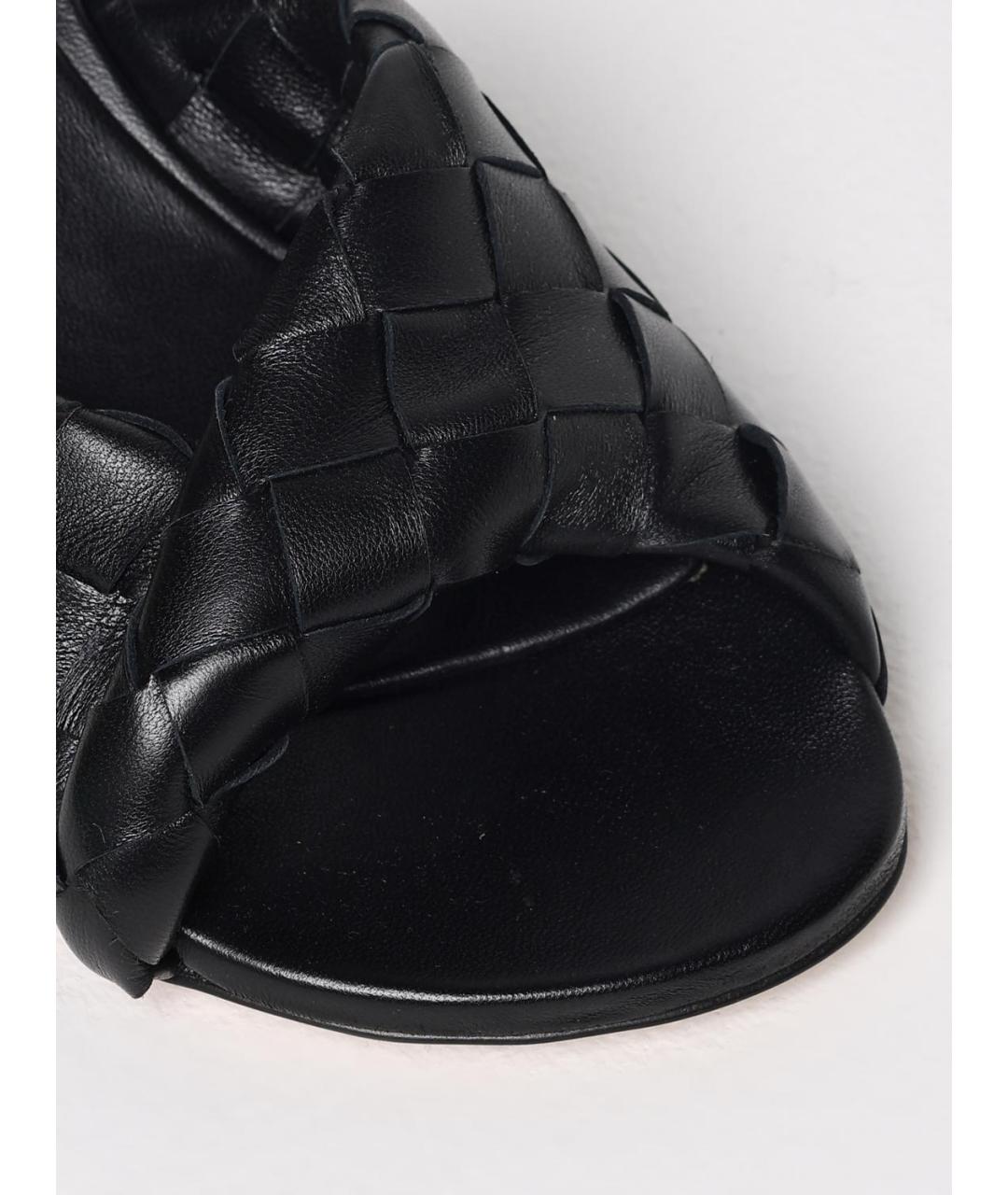 BOTTEGA VENETA Черные кожаные мюли, фото 4