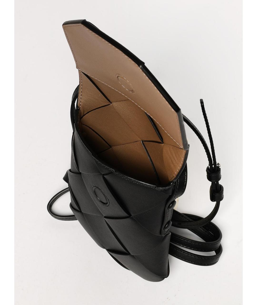 BOTTEGA VENETA Черная кожаная сумка на плечо, фото 5