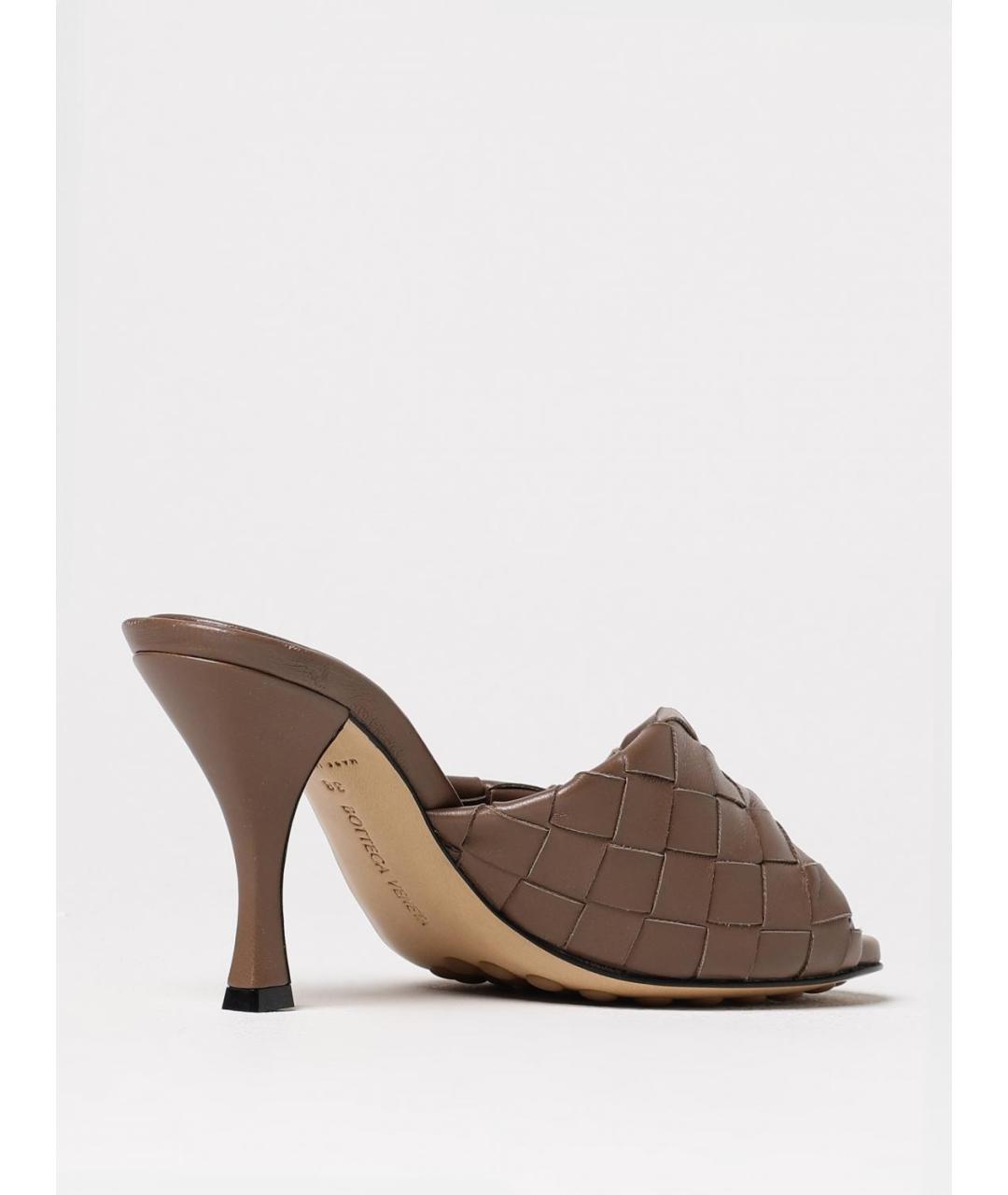 BOTTEGA VENETA Коричневые босоножки, фото 3