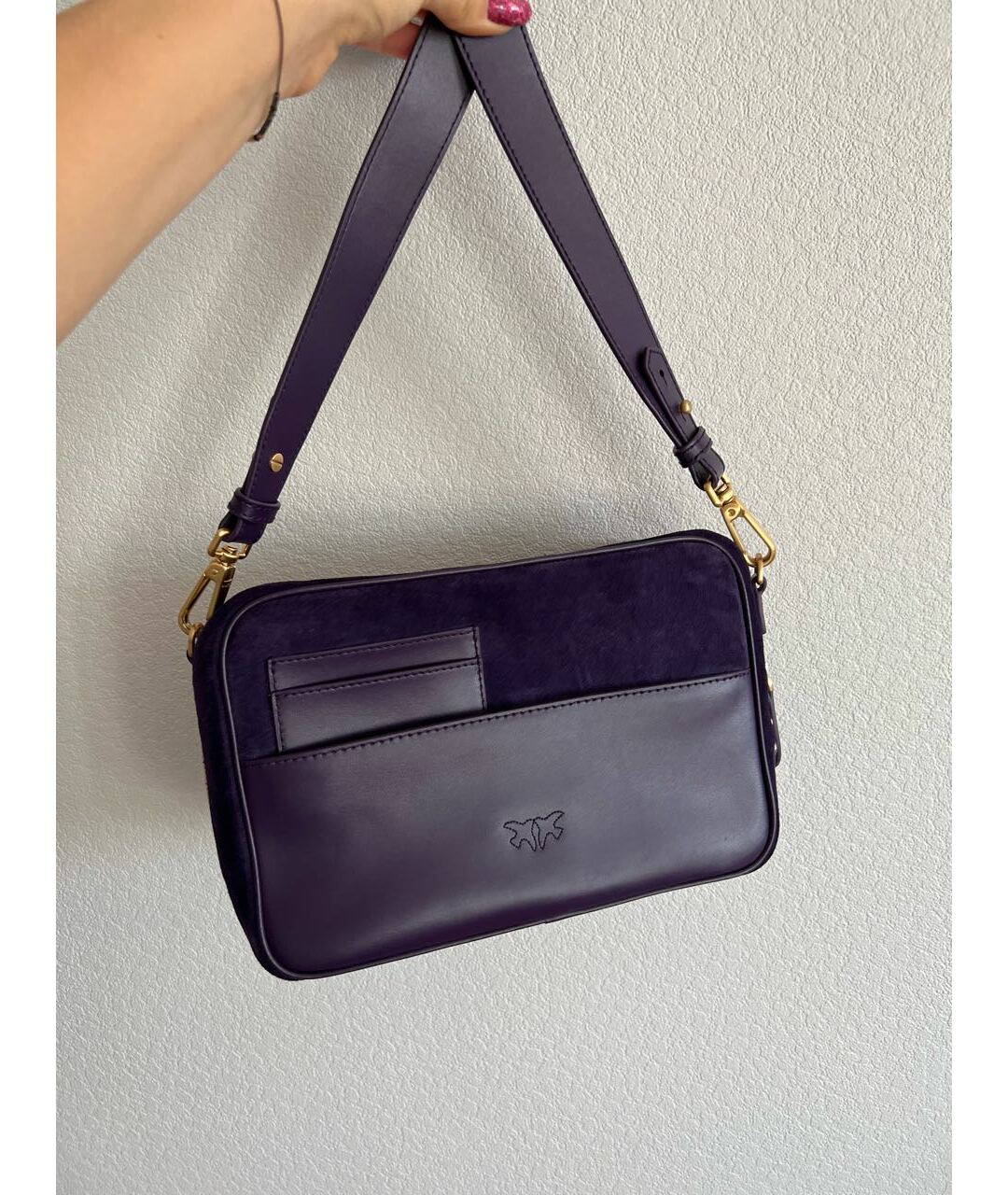 PINKO Фиолетовая бархатная сумка тоут, фото 3