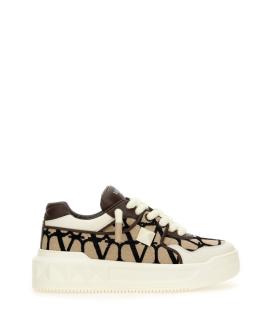 VALENTINO Низкие кроссовки / кеды