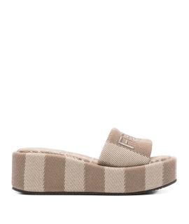 FENDI Сандалии