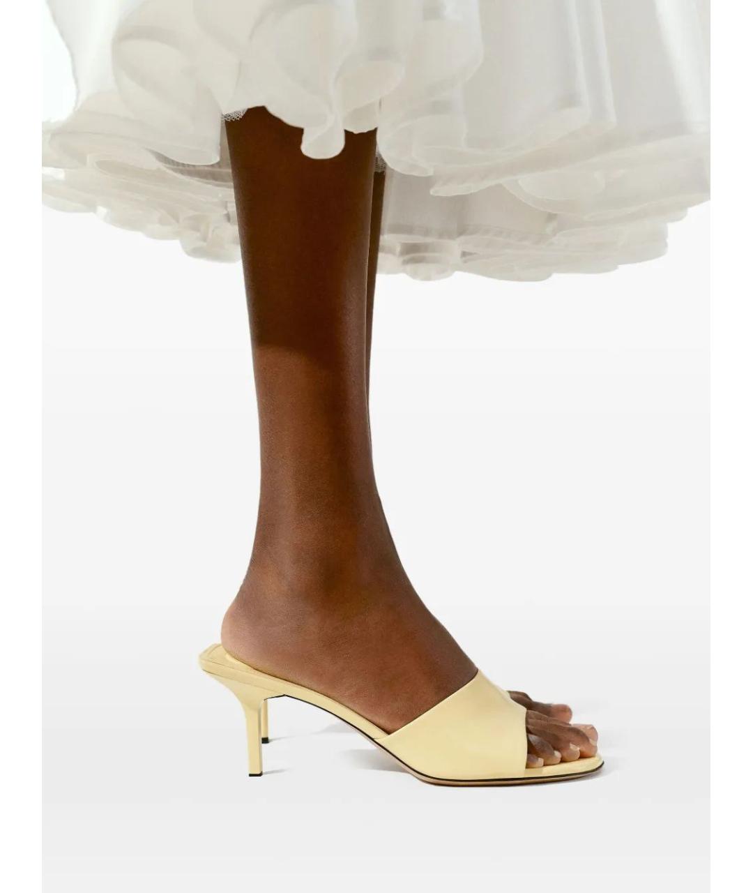JACQUEMUS Желтые кожаные мюли, фото 2