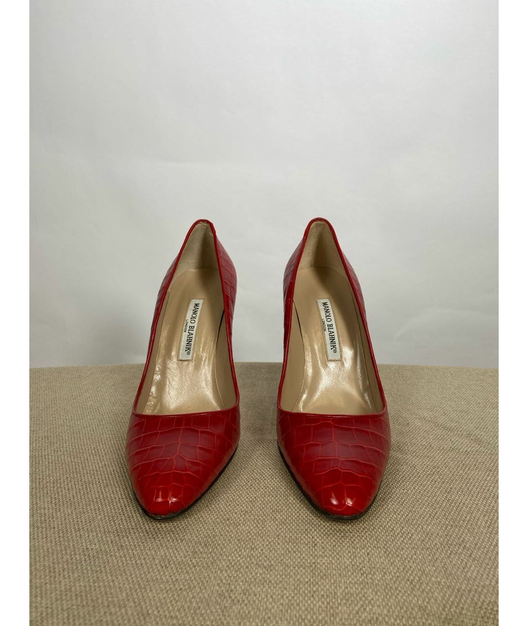 MANOLO BLAHNIK Красные кожаные туфли, фото 4