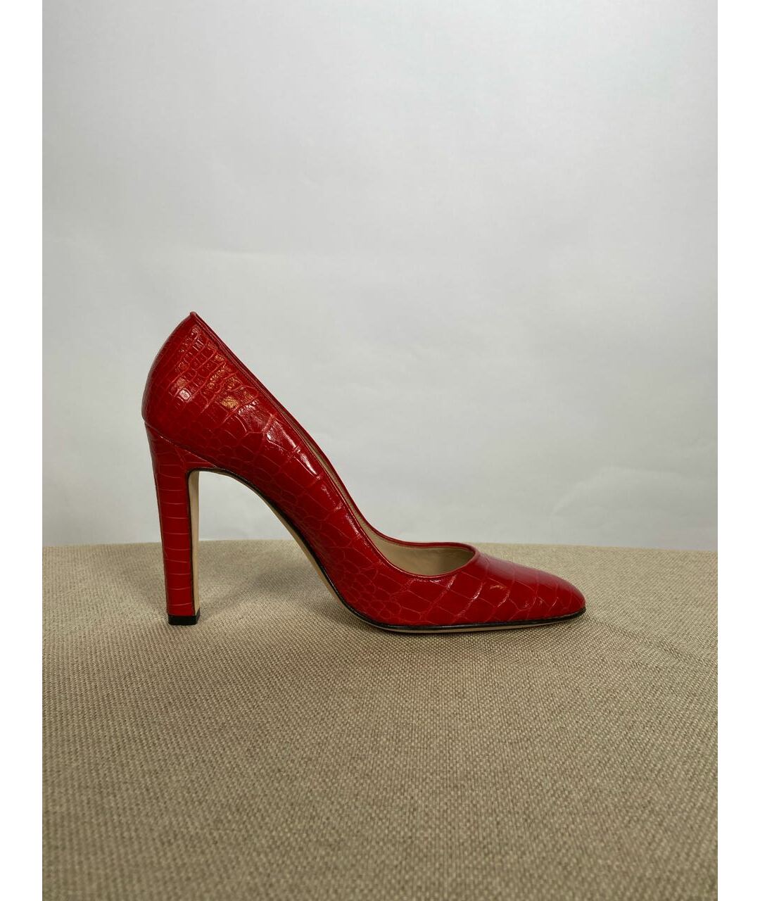 MANOLO BLAHNIK Красные кожаные туфли, фото 7