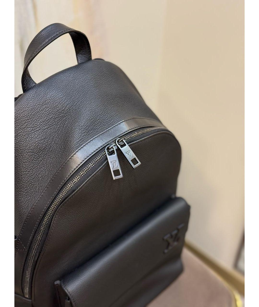 LOUIS VUITTON Черный кожаный рюкзак, фото 5