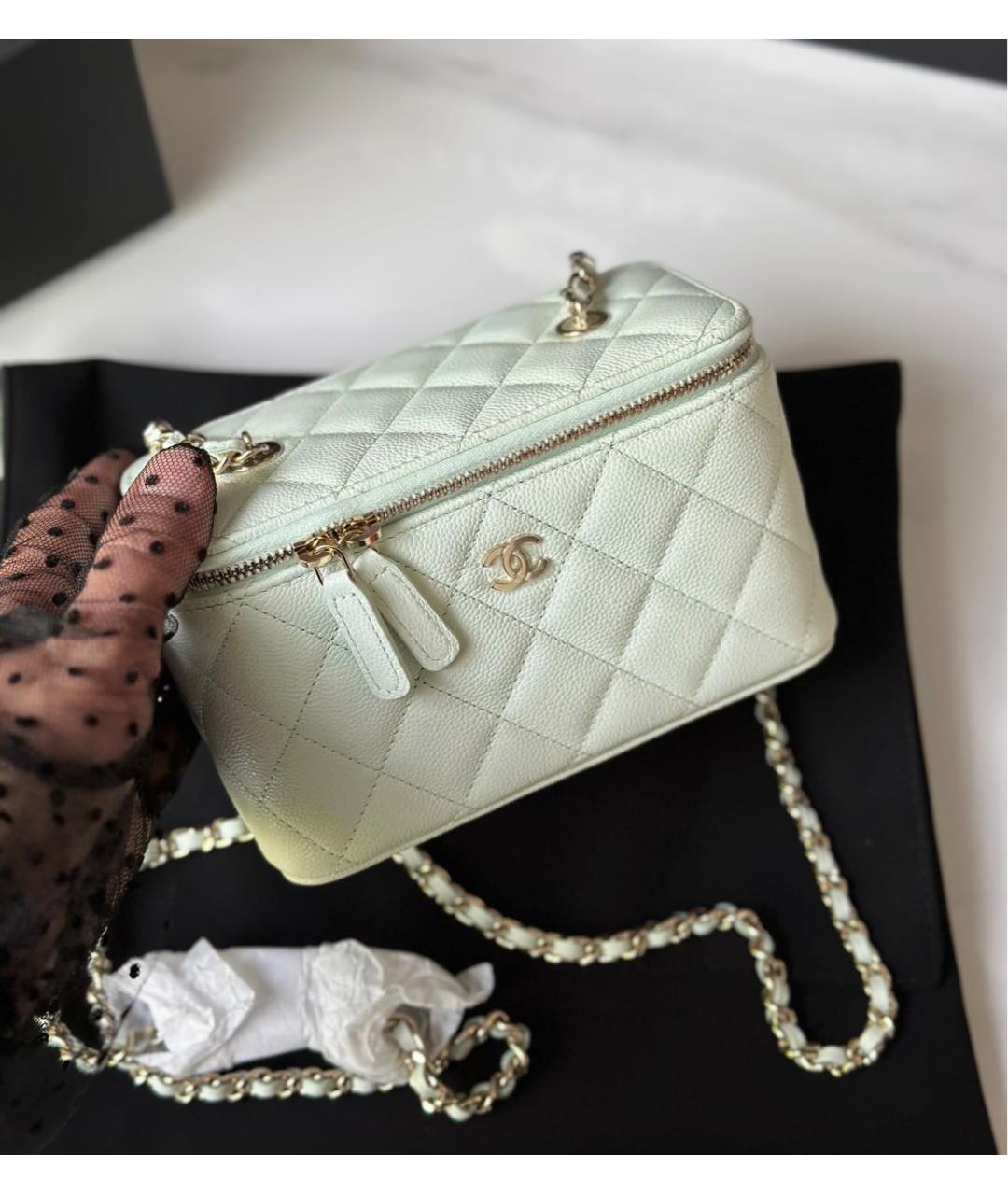 CHANEL Кожаная сумка через плечо, фото 2