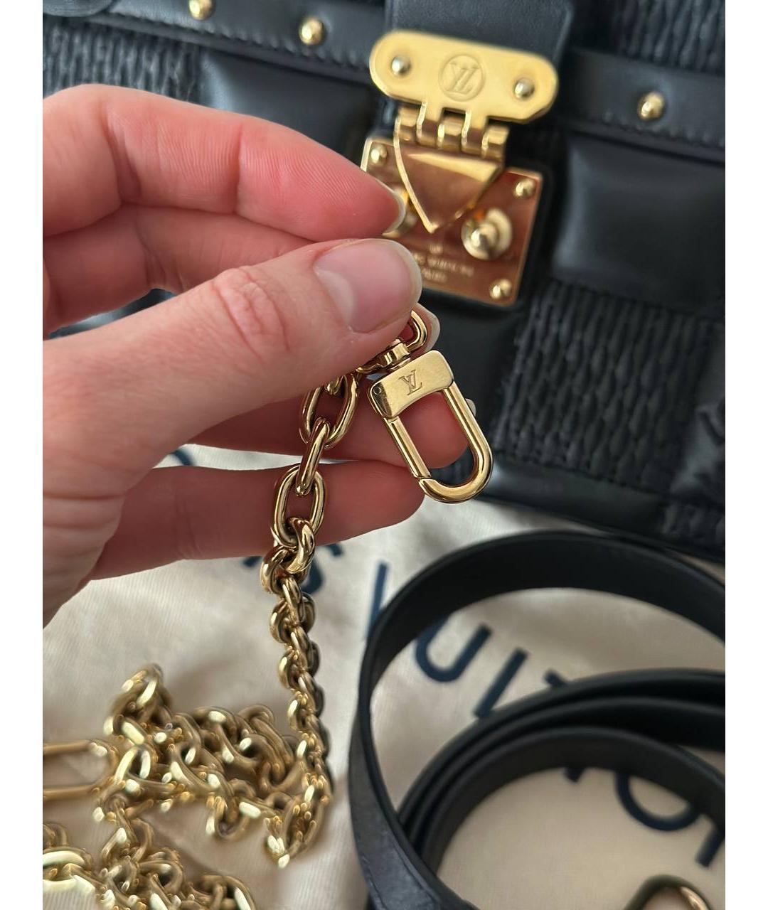 LOUIS VUITTON Черная кожаная сумка через плечо, фото 3