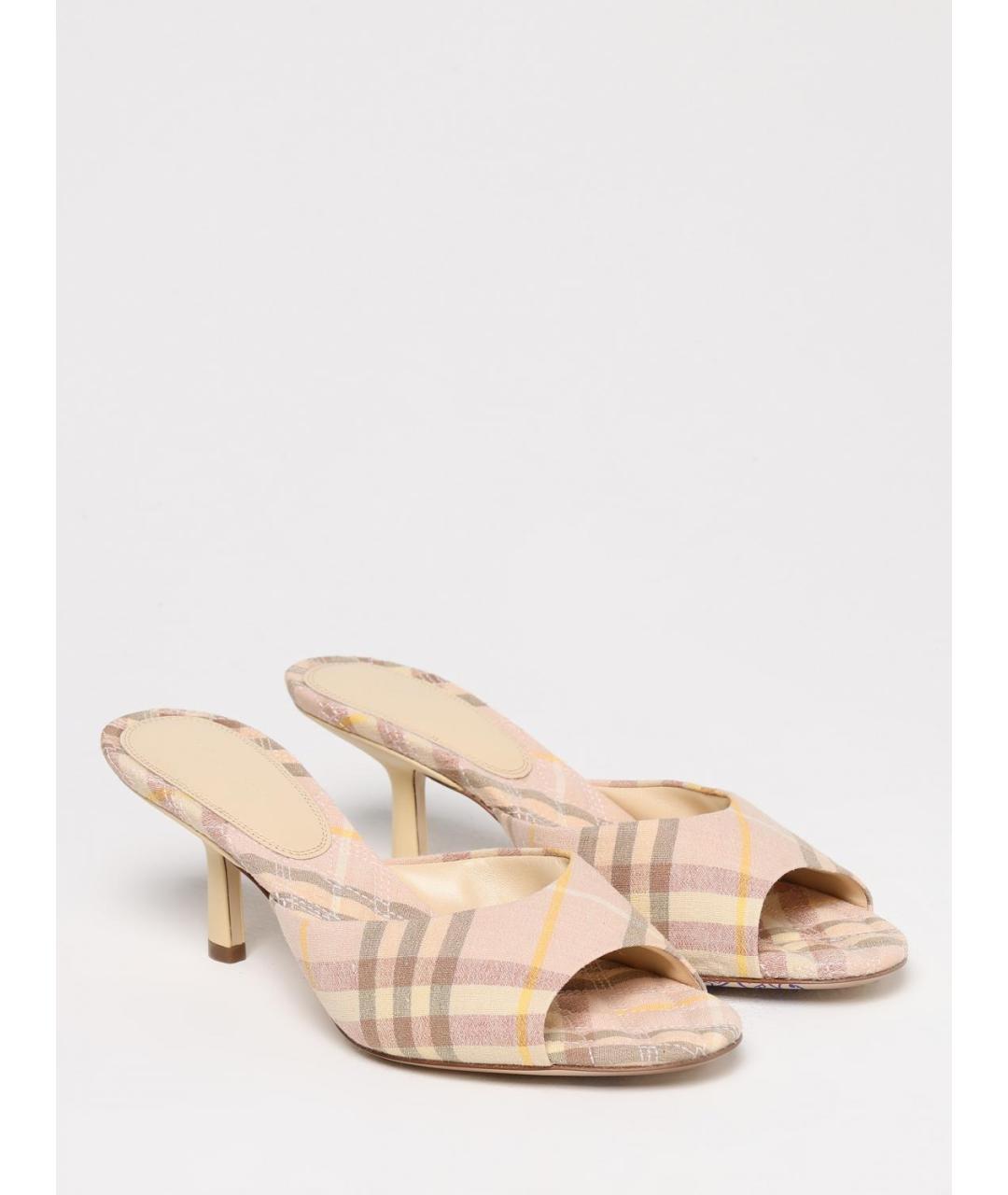 BURBERRY Бежевые босоножки, фото 2
