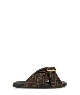 FENDI Шлепанцы