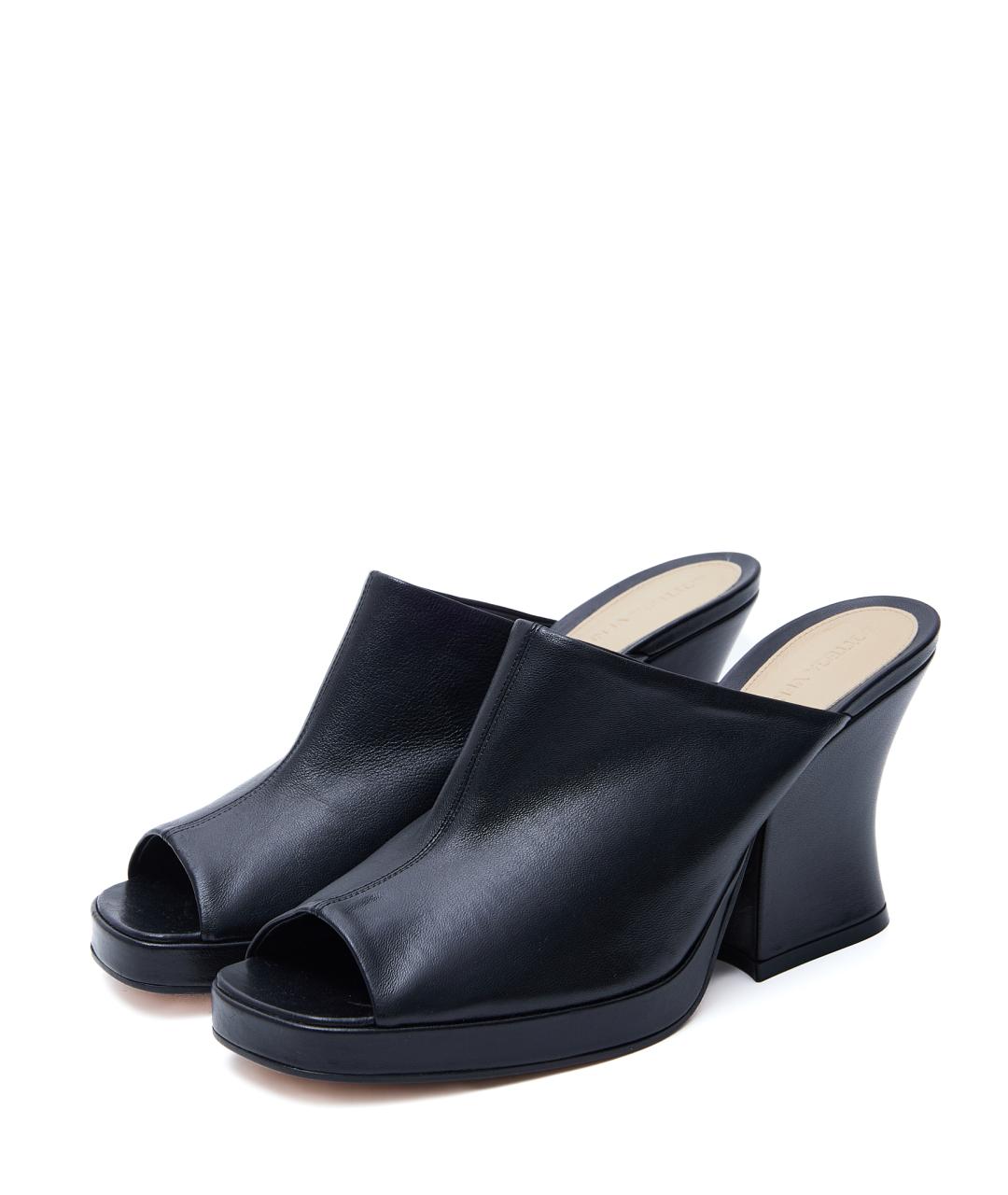 BOTTEGA VENETA Черные кожаные мюли, фото 2