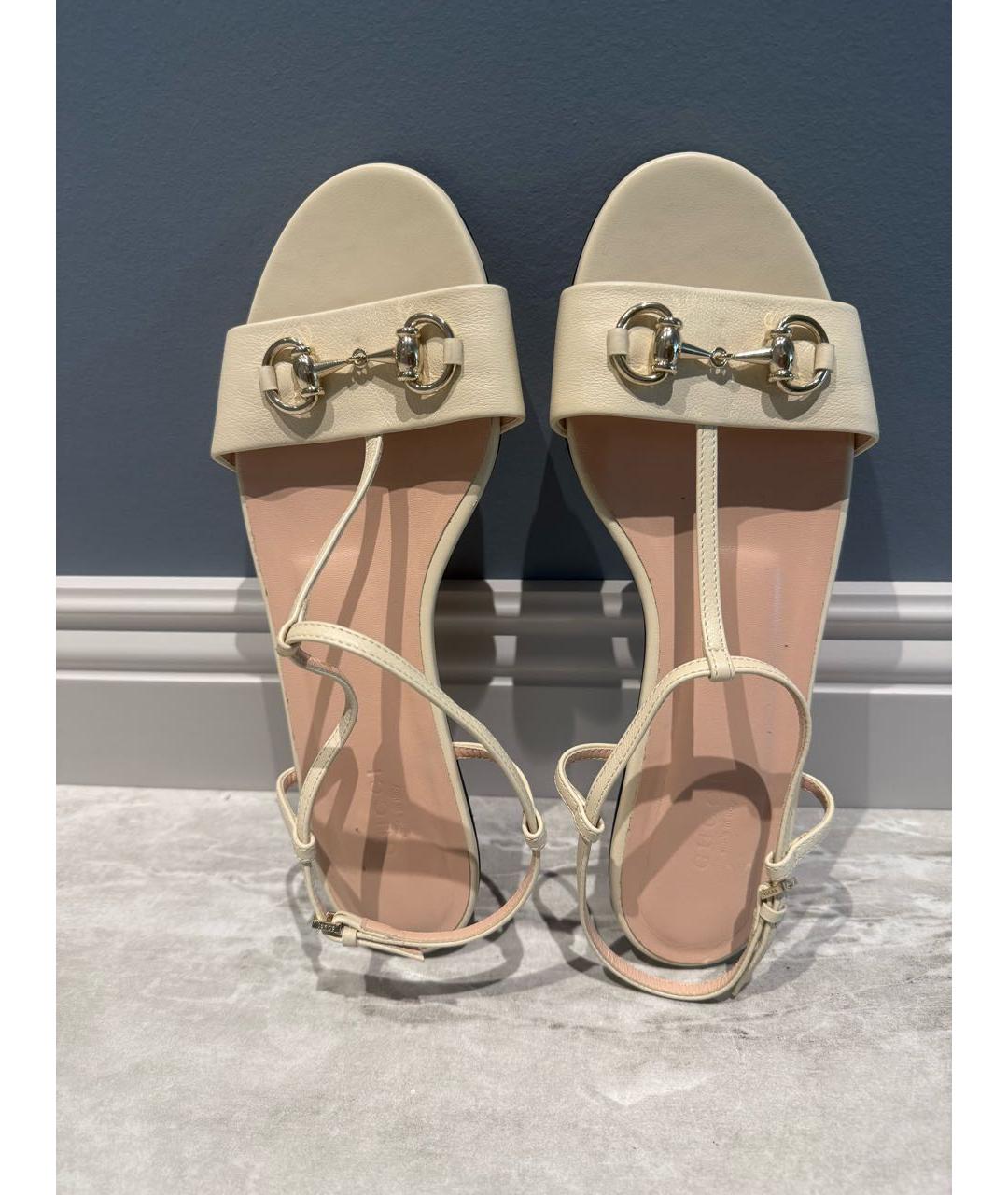 GUCCI Бежевые кожаные сандалии, фото 2