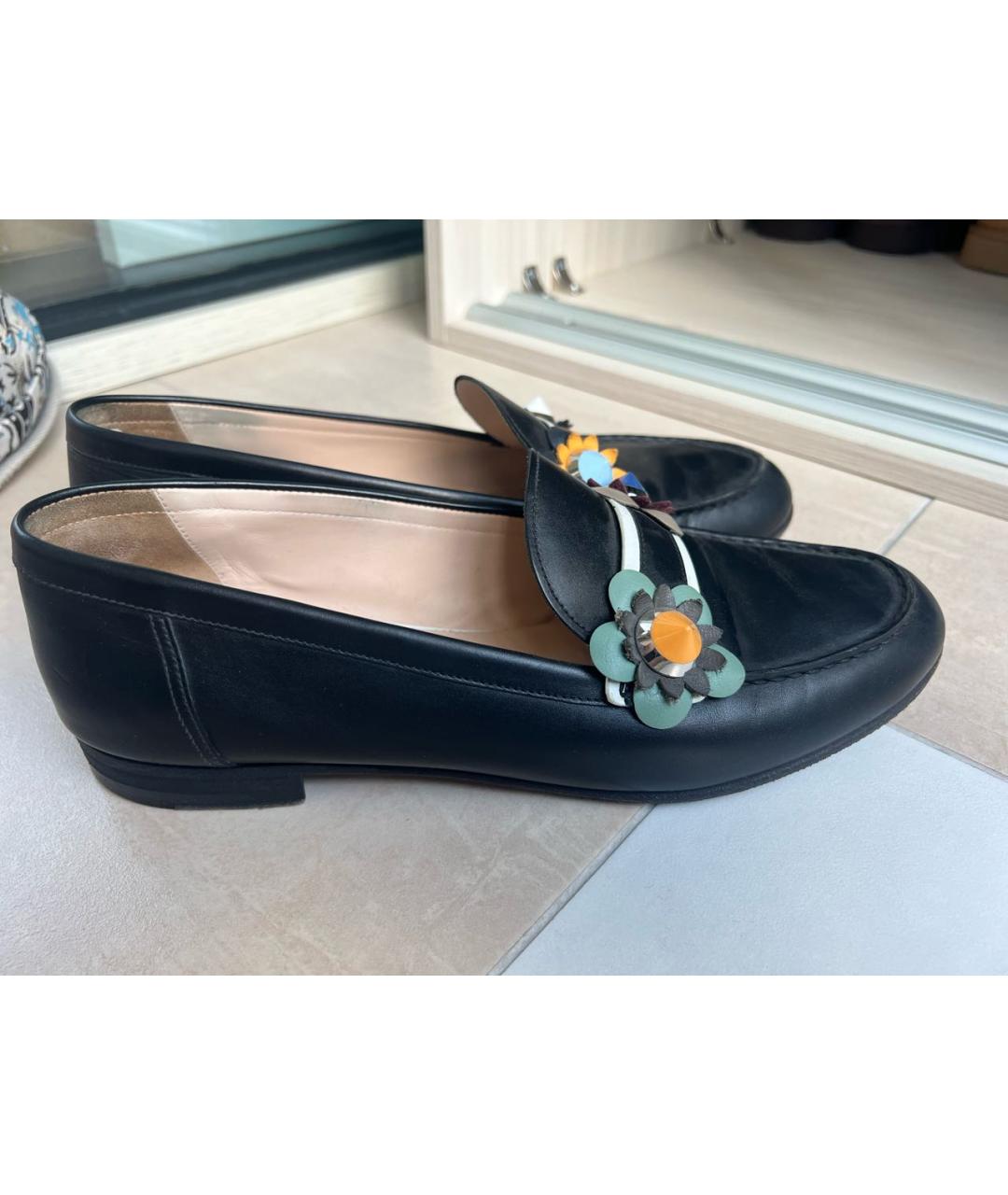 FENDI Черные кожаные лоферы, фото 5