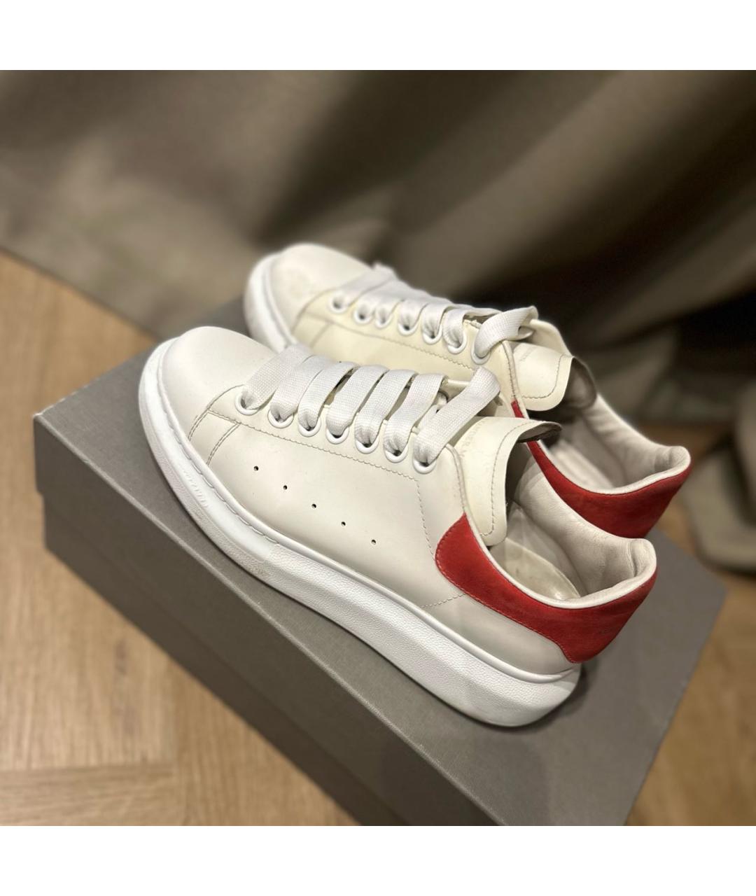 ALEXANDER MCQUEEN Белые кожаные кроссовки, фото 3