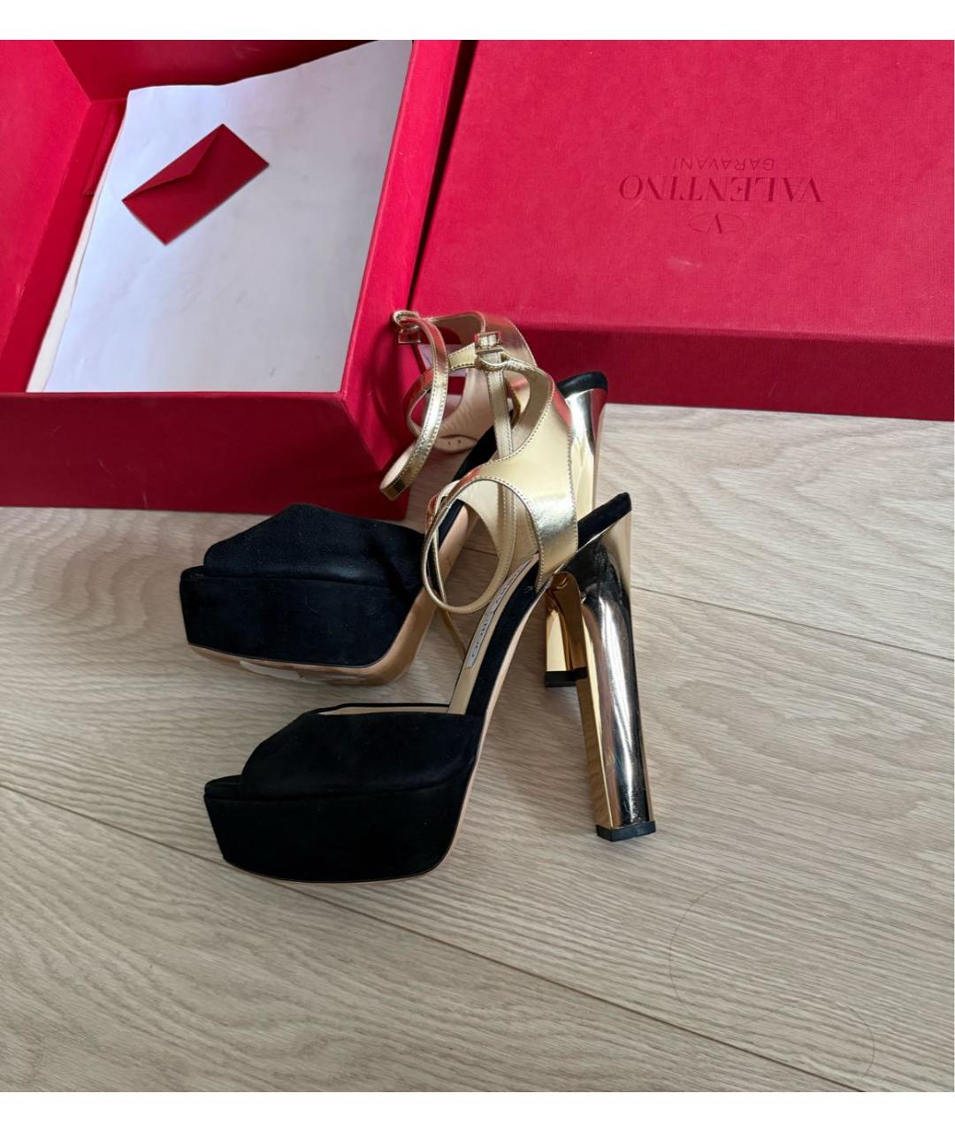 JIMMY CHOO Черные замшевые босоножки, фото 3