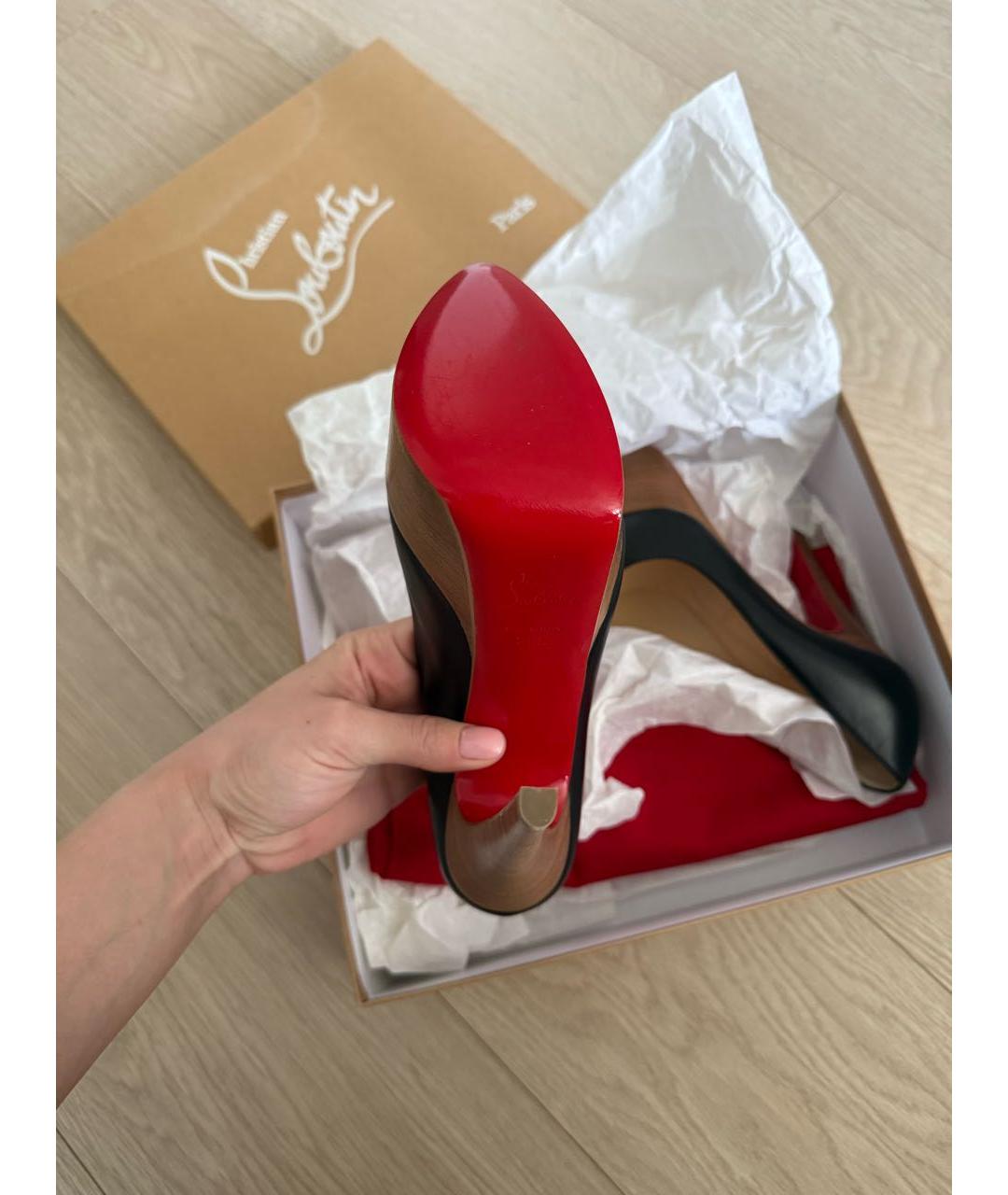 CHRISTIAN LOUBOUTIN Черные кожаные туфли, фото 6