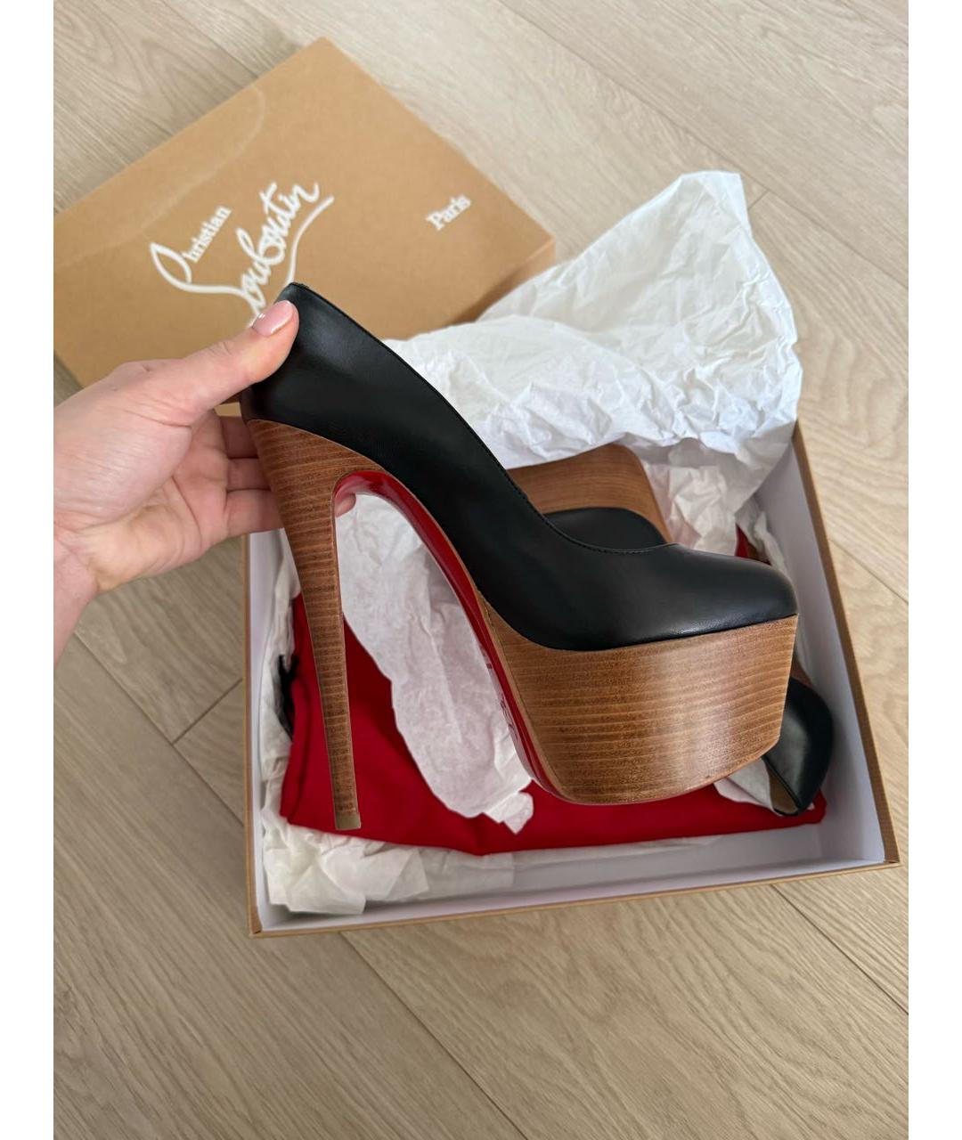 CHRISTIAN LOUBOUTIN Черные кожаные туфли, фото 2