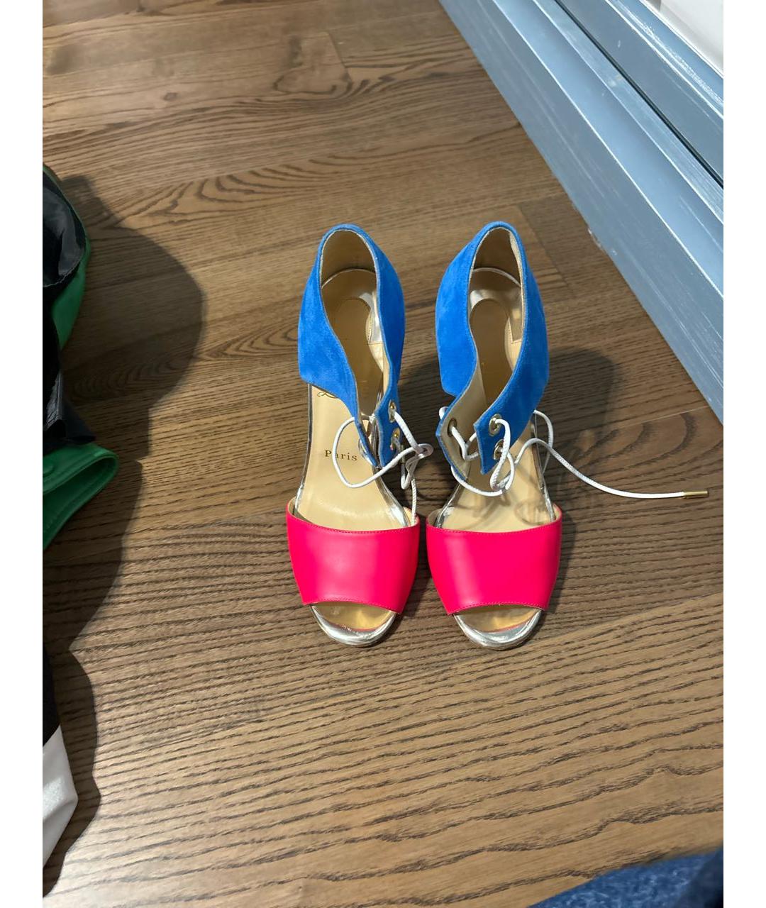 CHRISTIAN LOUBOUTIN Мульти кожаные босоножки, фото 2
