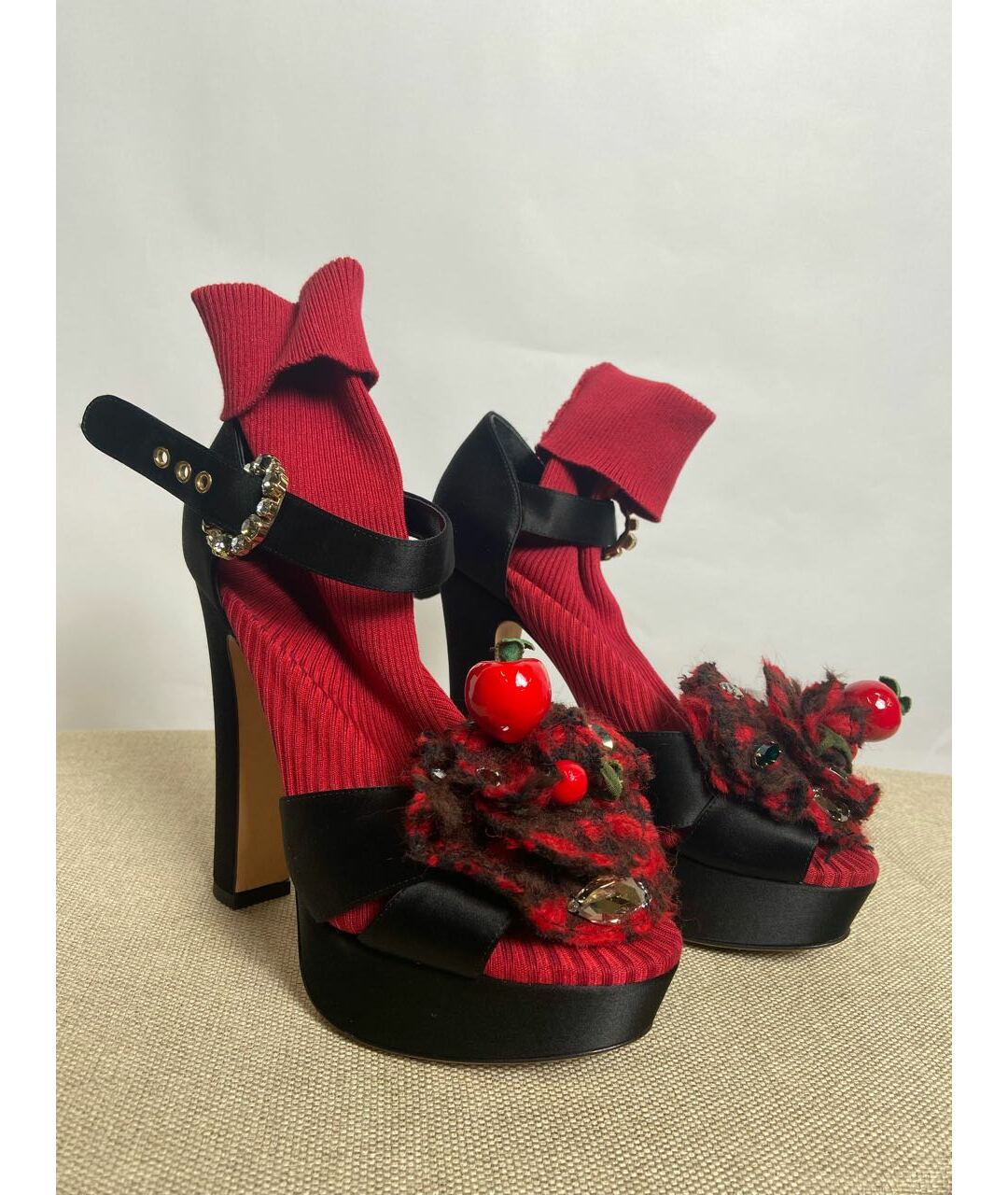 DOLCE&GABBANA Замшевые босоножки, фото 4