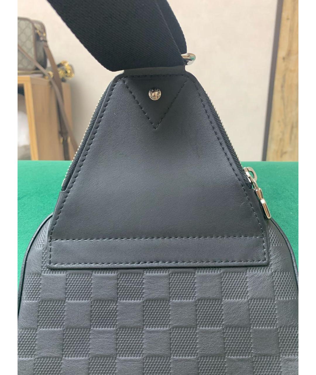 LOUIS VUITTON Черная кожаная сумка на плечо, фото 6