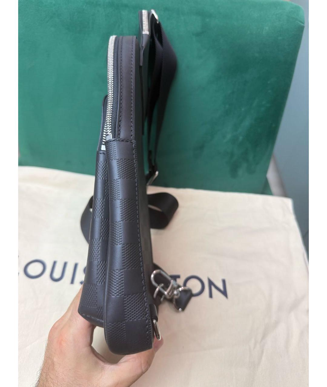 LOUIS VUITTON Черная кожаная сумка на плечо, фото 5