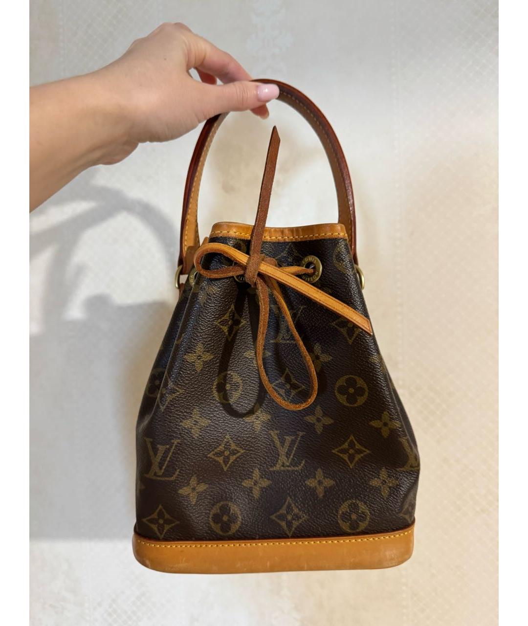 LOUIS VUITTON Коричневая кожаная сумка с короткими ручками, фото 5