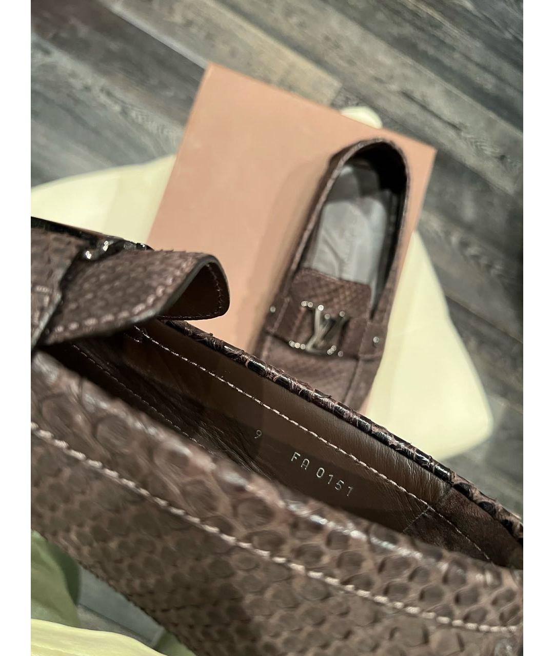 LOUIS VUITTON Коричневые мокасины из экзотической кожи, фото 5