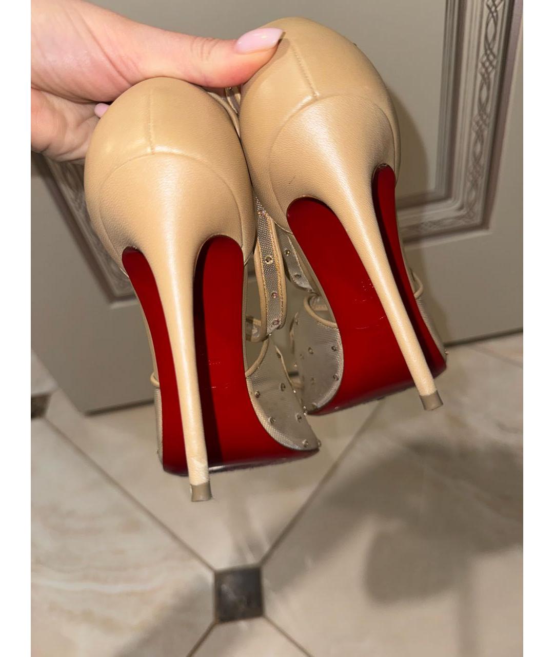 CHRISTIAN LOUBOUTIN Бежевые кожаные туфли, фото 5