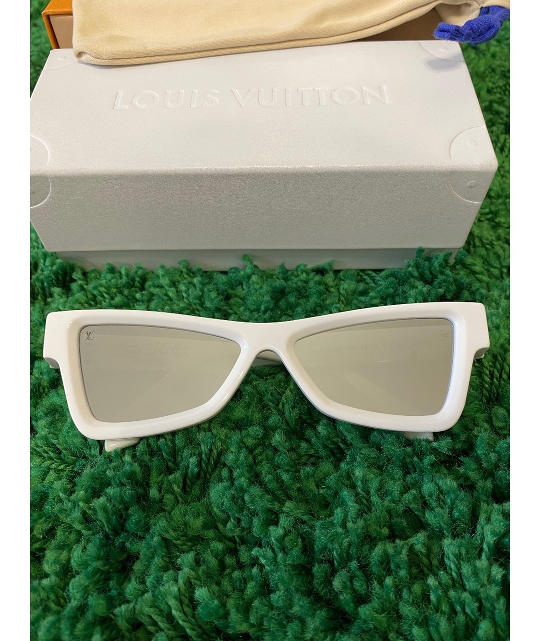 LOUIS VUITTON PRE-OWNED Белые пластиковые солнцезащитные очки, фото 8