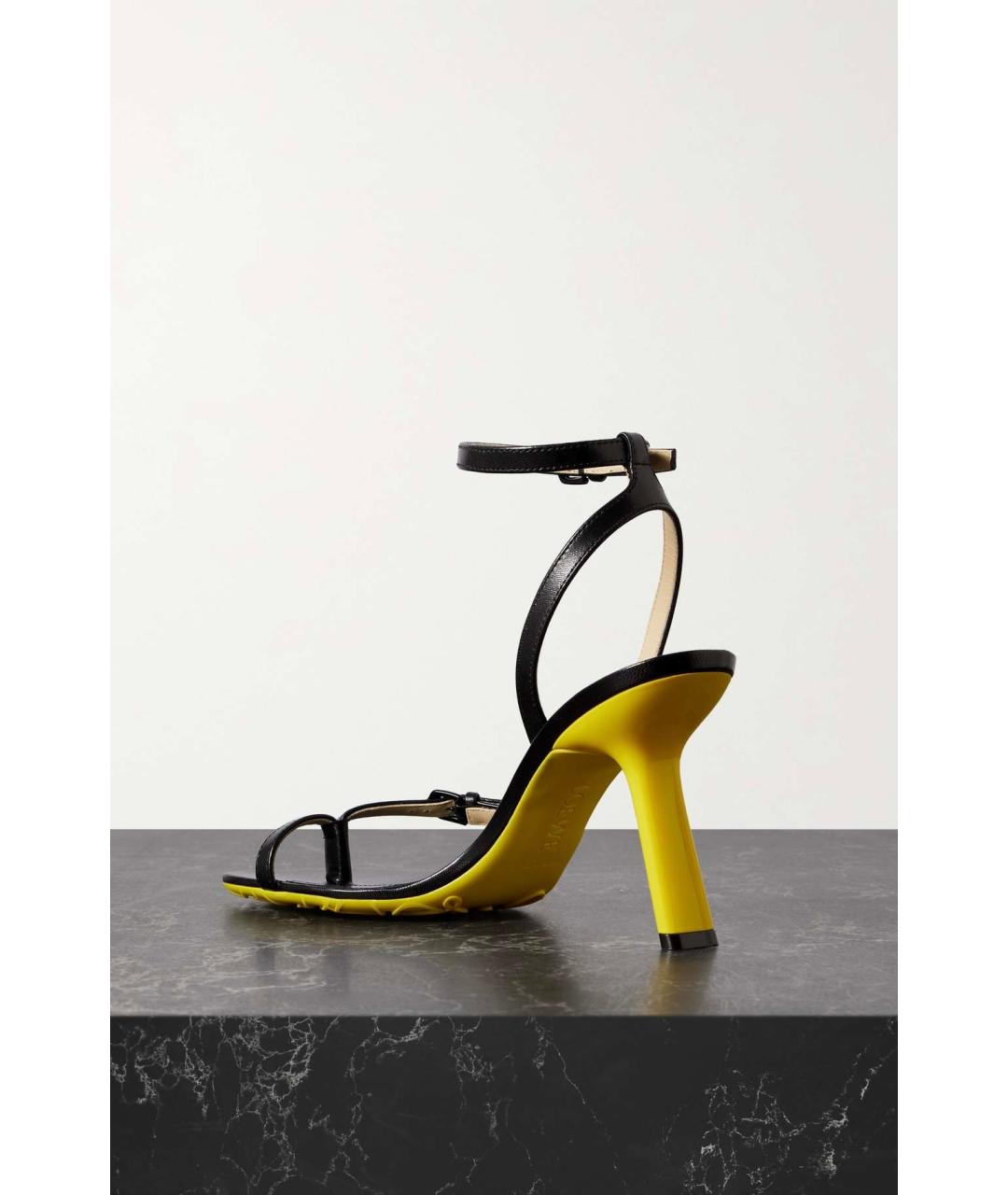 LOEWE Черные кожаные босоножки, фото 4