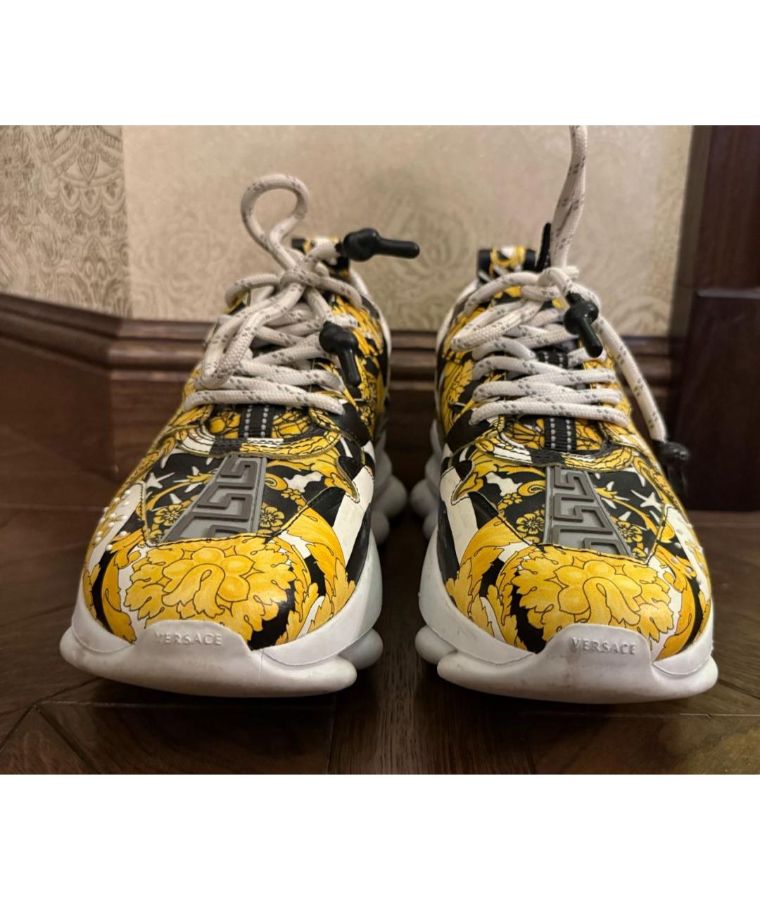 VERSACE Желтые кроссовки из лакированной кожи, фото 2