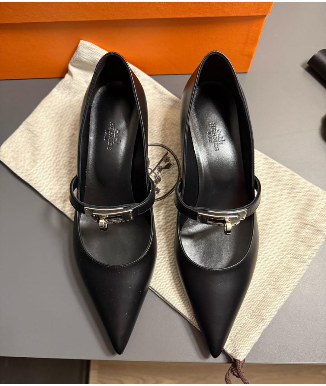 HERMES Черные кожаные лодочки на низком каблуке, фото 2