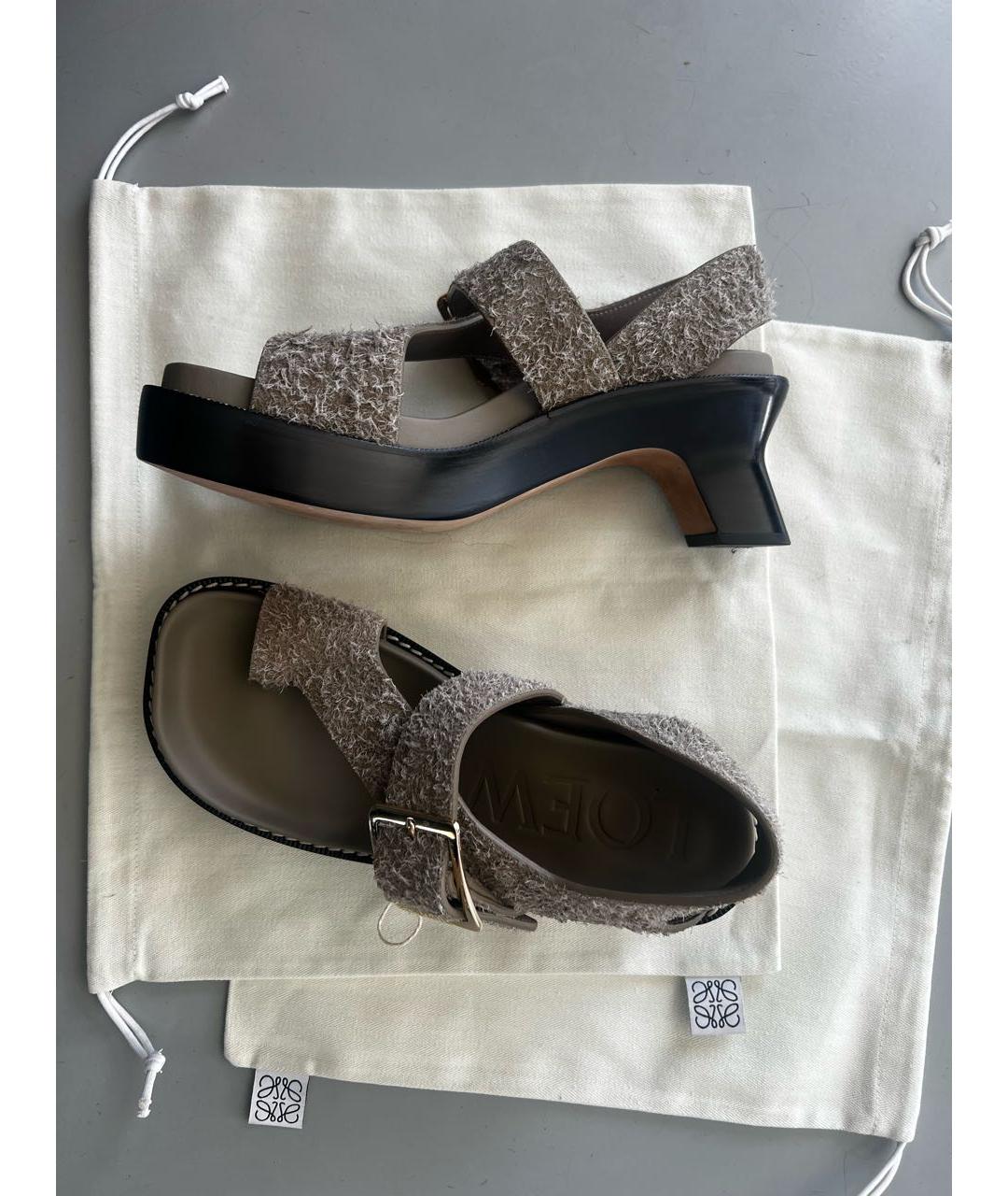 LOEWE Бежевые кожаные босоножки, фото 4