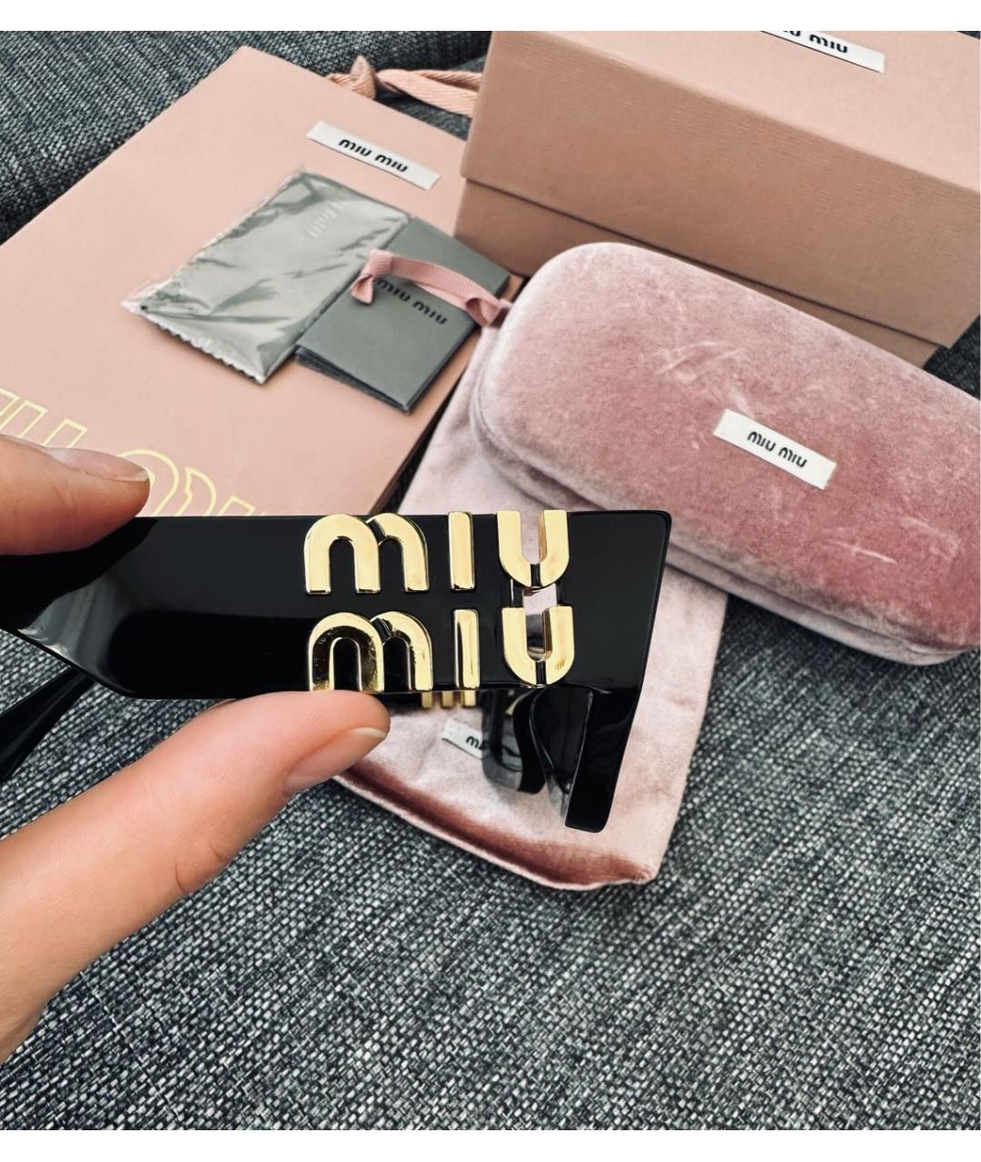 MIU MIU Черные пластиковые солнцезащитные очки, фото 3