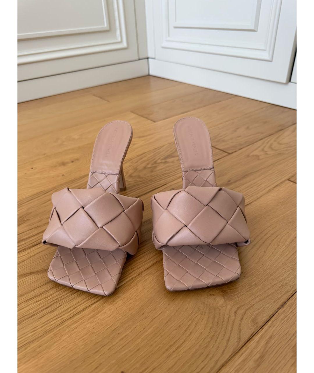 BOTTEGA VENETA Бежевые кожаные мюли, фото 2