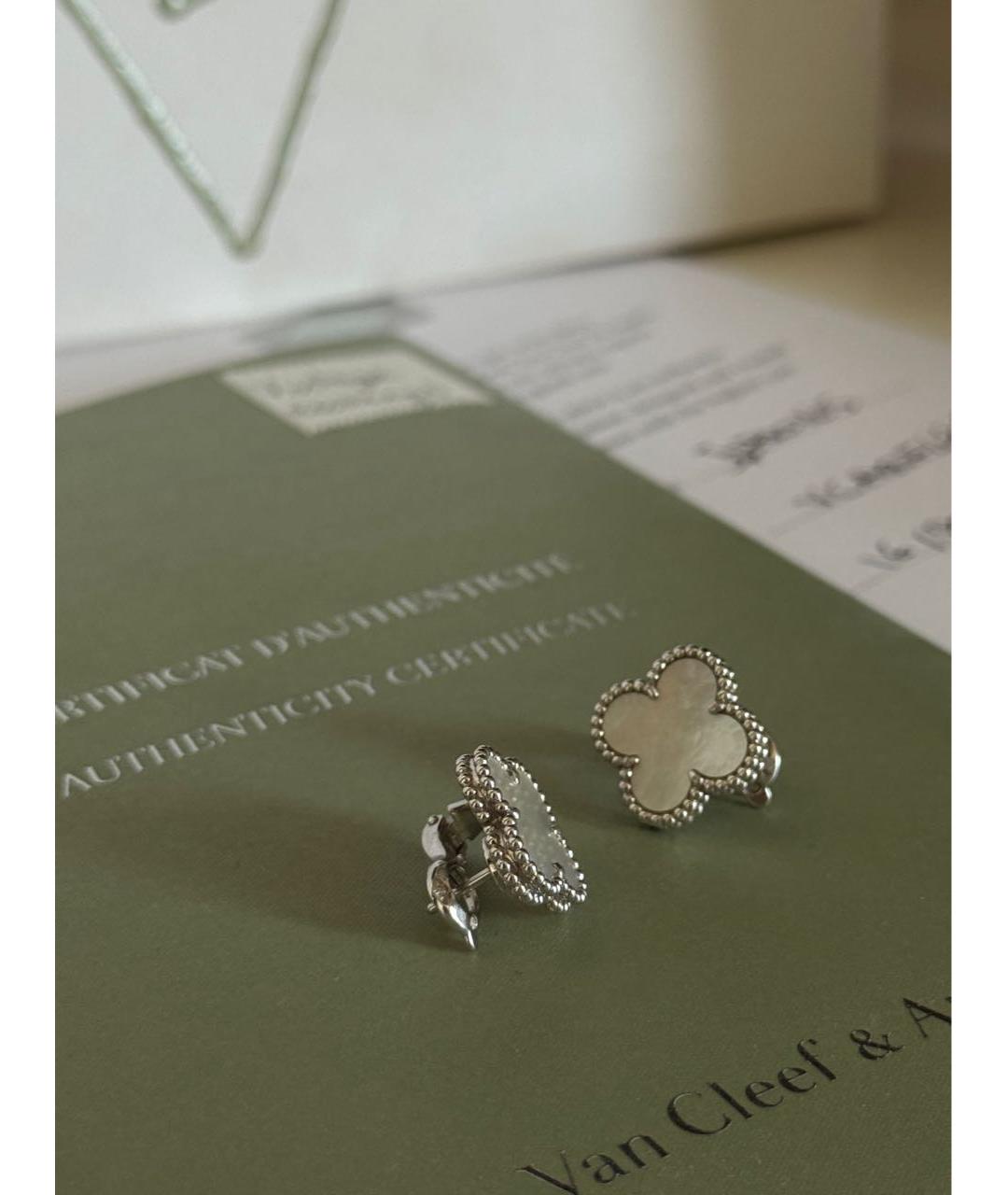 VAN CLEEF & ARPELS Белые серьги из белого золота, фото 3