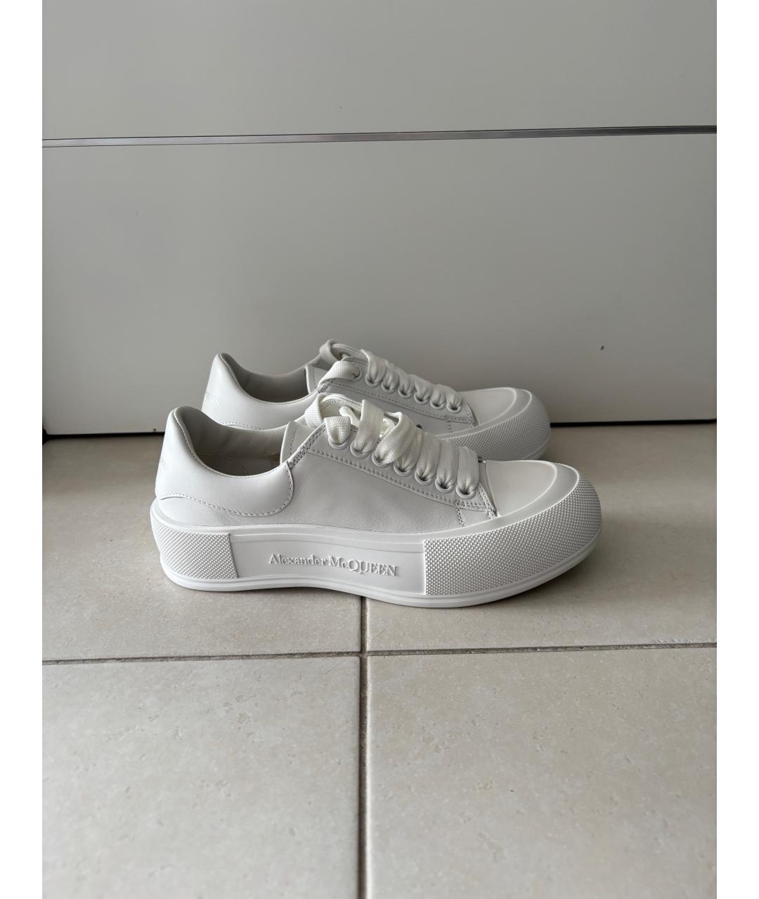 ALEXANDER MCQUEEN Белые кожаные кроссовки, фото 4