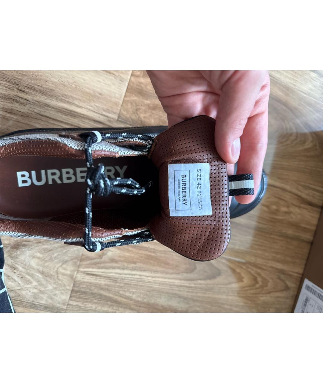 BURBERRY Бежевые текстильные низкие ботинки, фото 5