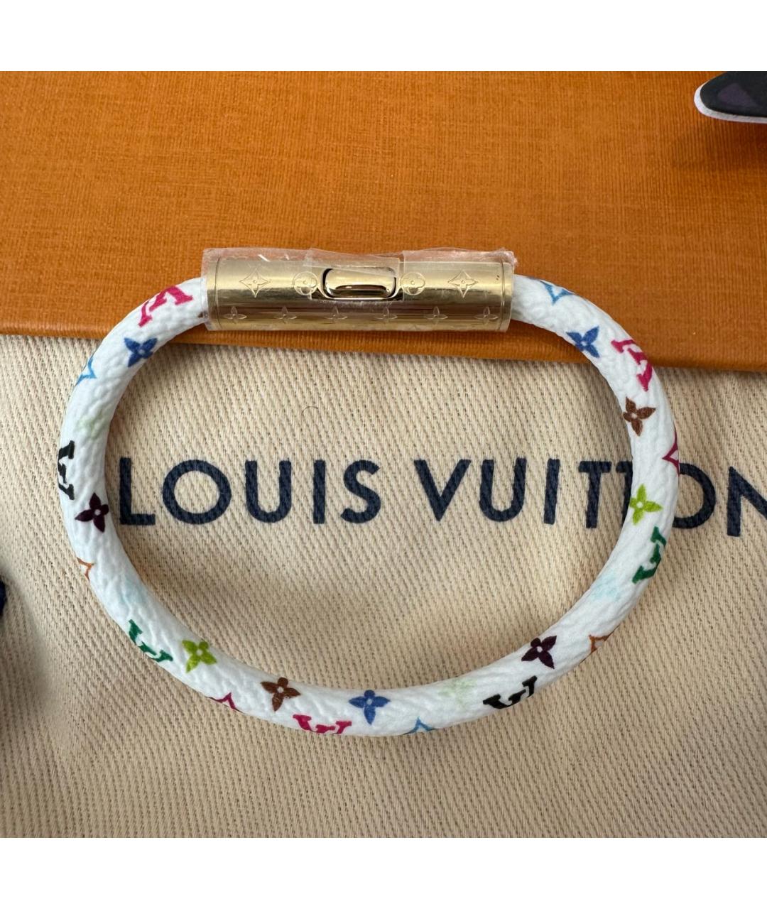 LOUIS VUITTON Белый кожаный браслет, фото 4