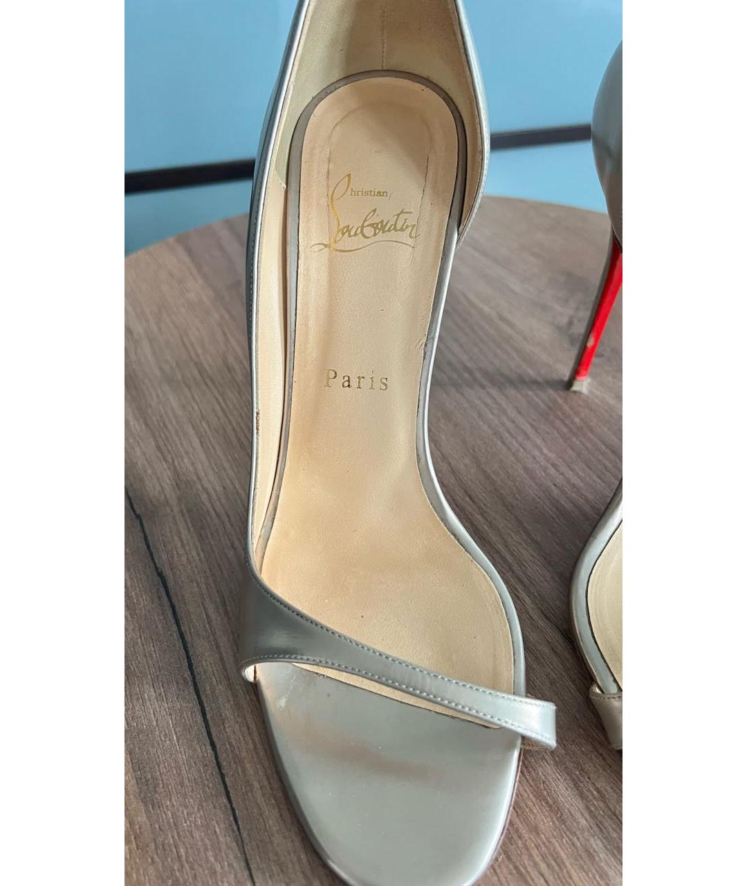 CHRISTIAN LOUBOUTIN Золотые кожаные босоножки, фото 7
