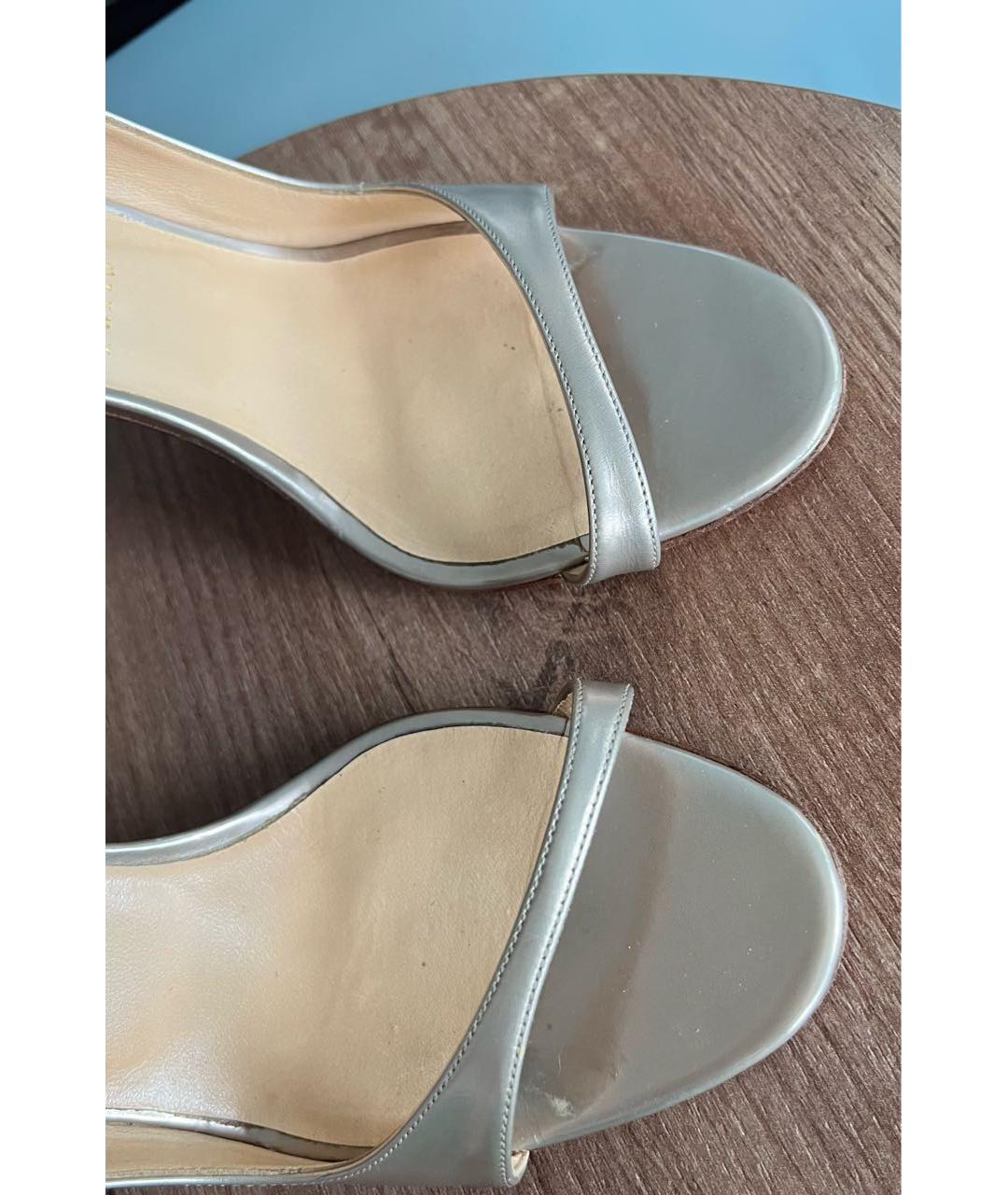 CHRISTIAN LOUBOUTIN Золотые кожаные босоножки, фото 4