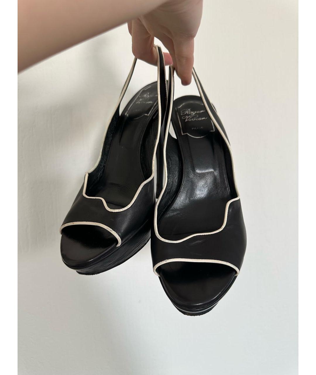 ROGER VIVIER Черные кожаные босоножки, фото 2