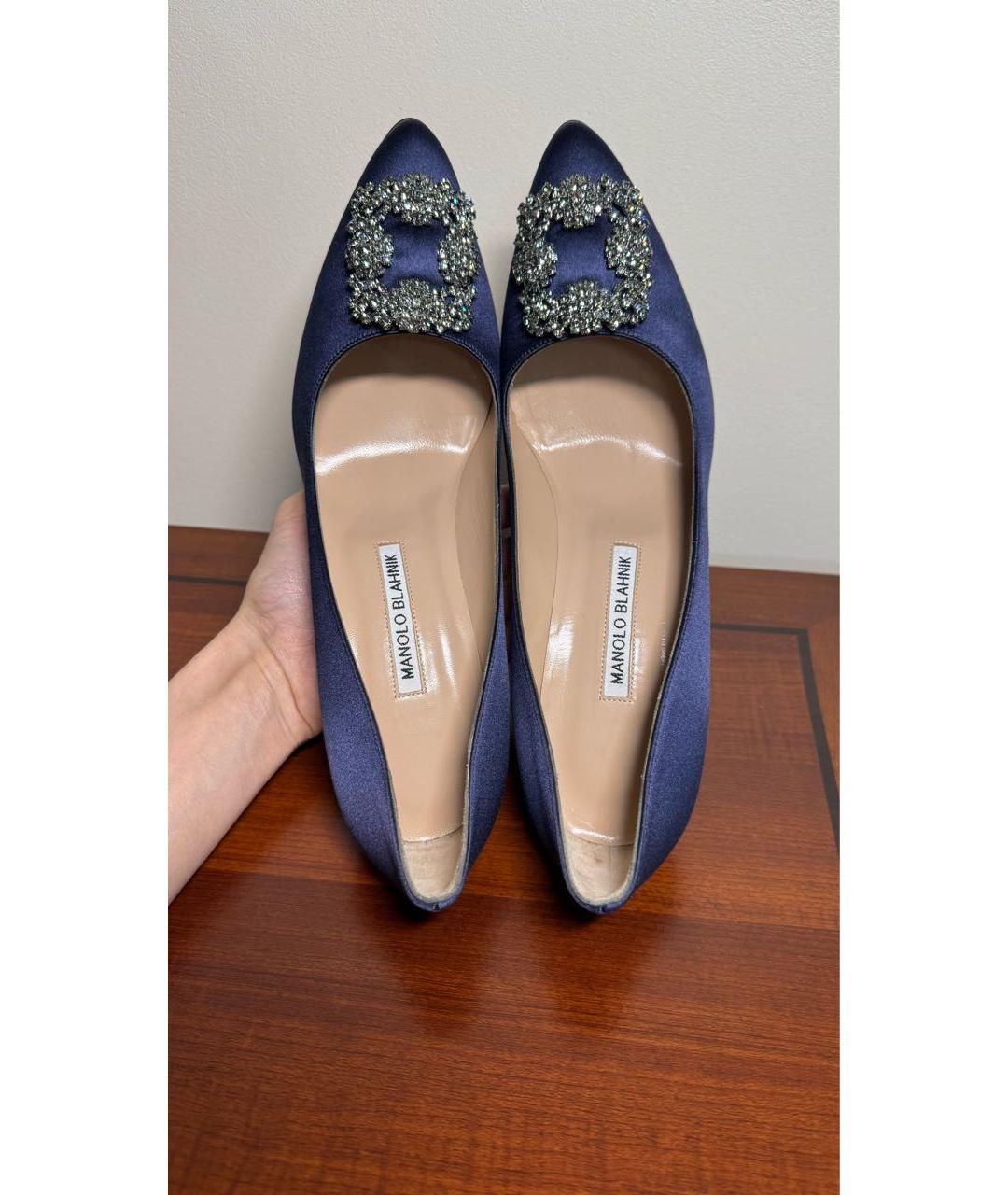 MANOLO BLAHNIK Темно-синие текстильные туфли, фото 3
