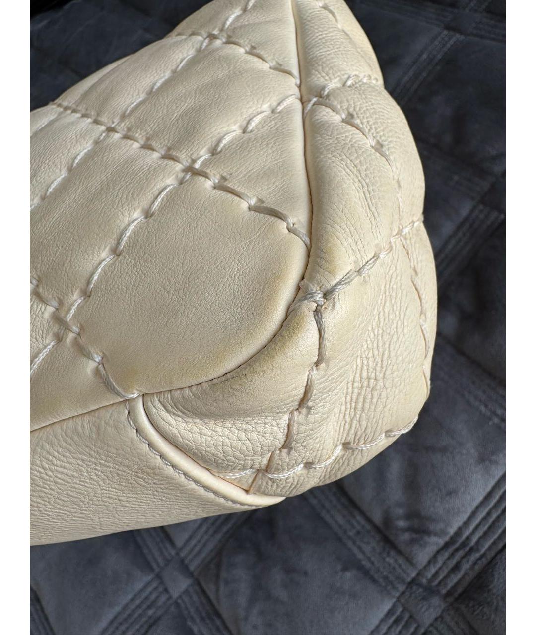 CHANEL Бежевая кожаная сумка через плечо, фото 6