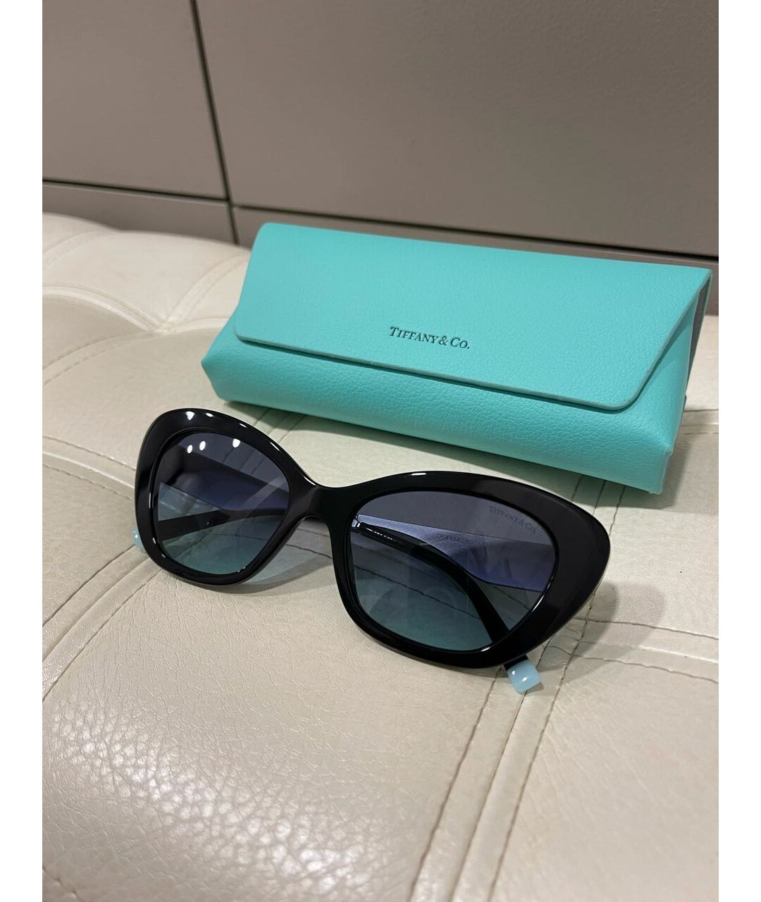 TIFFANY&CO Черные пластиковые солнцезащитные очки, фото 3