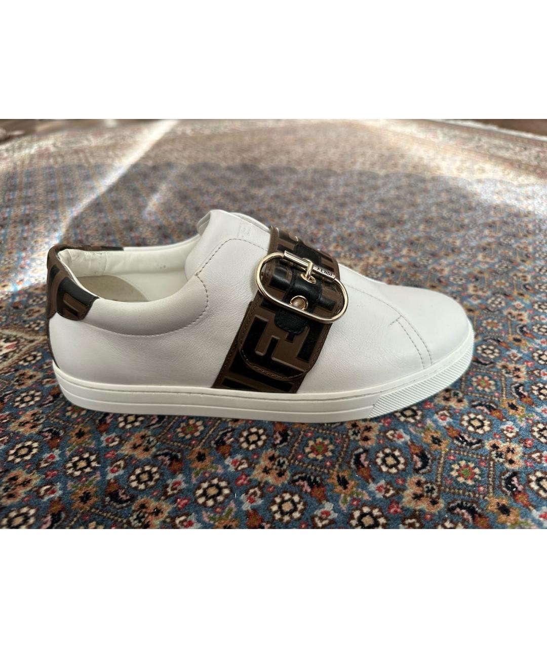 FENDI Белые кожаные слипоны, фото 5