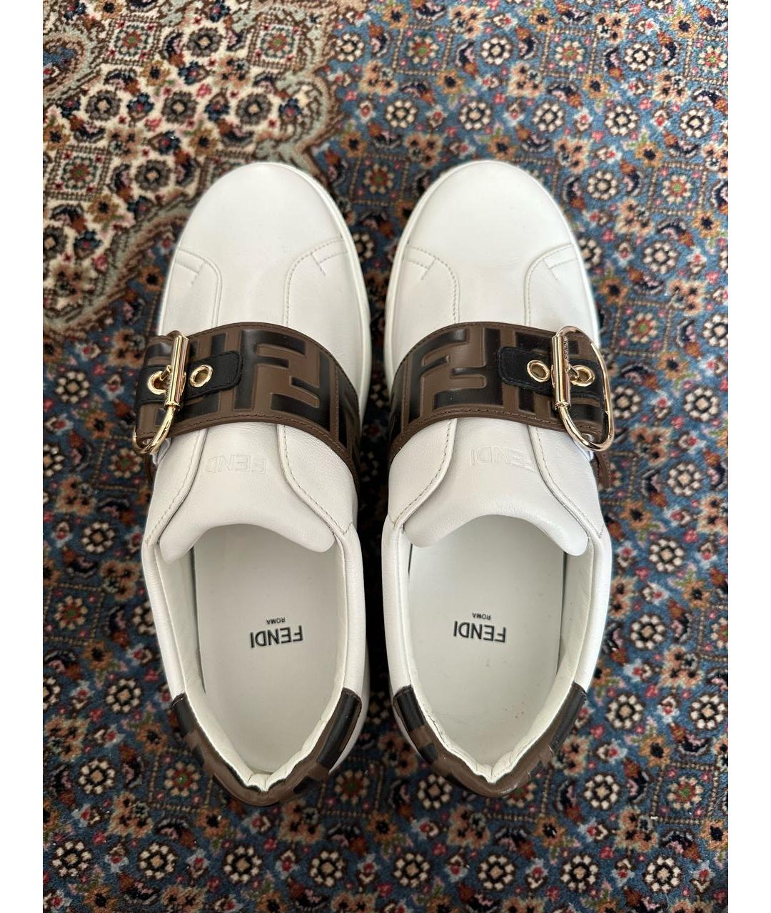 FENDI Белые кожаные слипоны, фото 3
