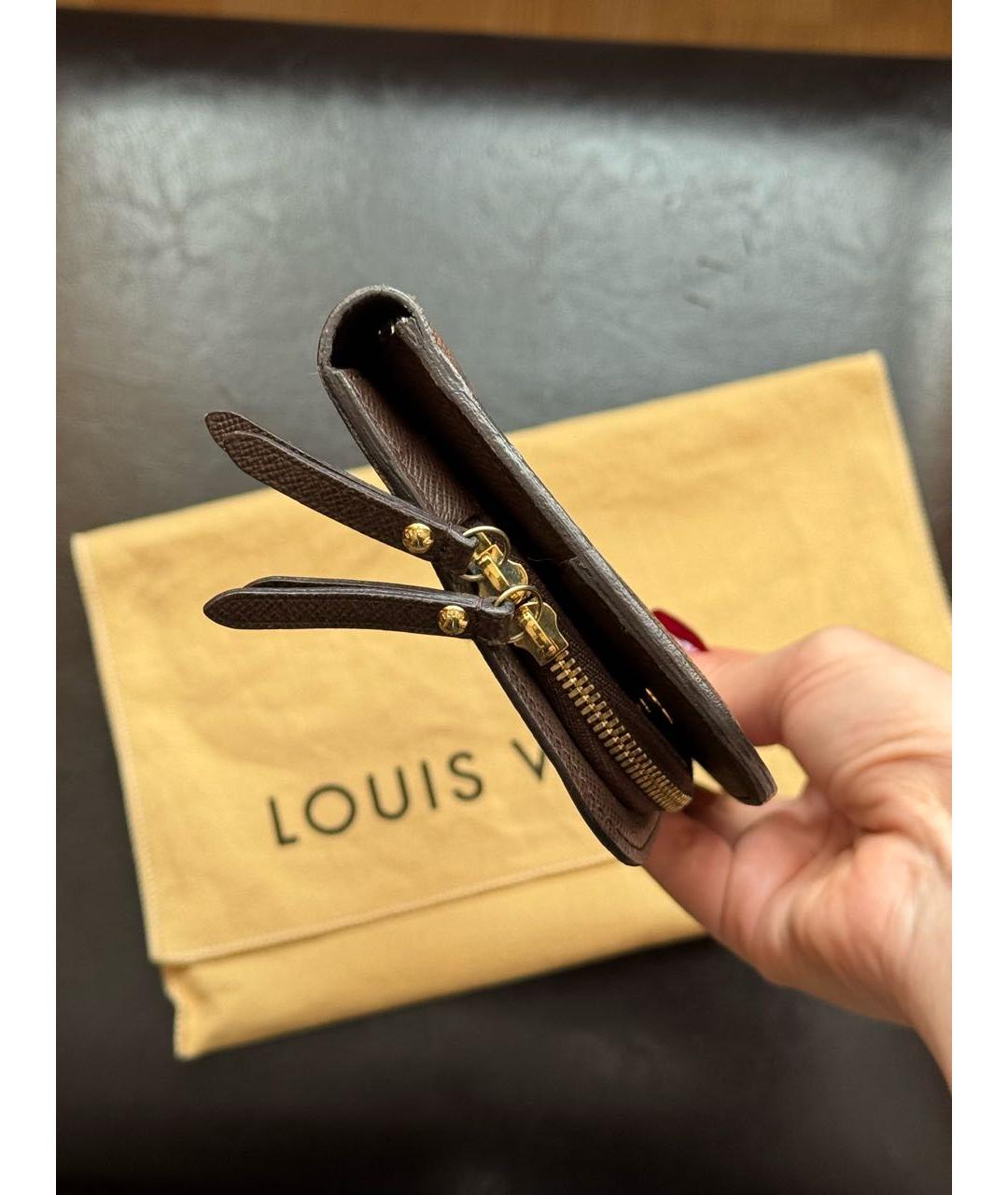 LOUIS VUITTON Коричневый кожаный кошелек, фото 4