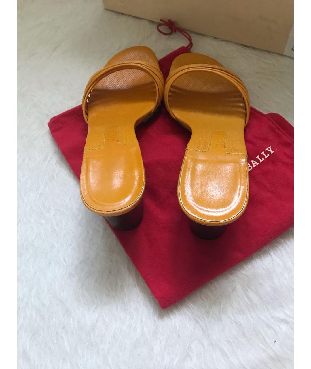BALLY Оранжевое кожаные мюли, фото 3